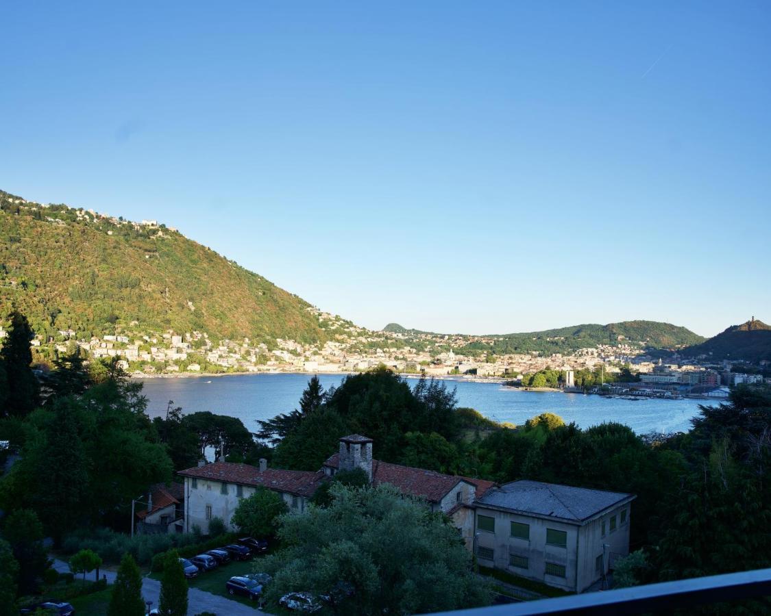 The Blue - Lake / City View Modern Apt Near Villa Olmo Como Bagian luar foto