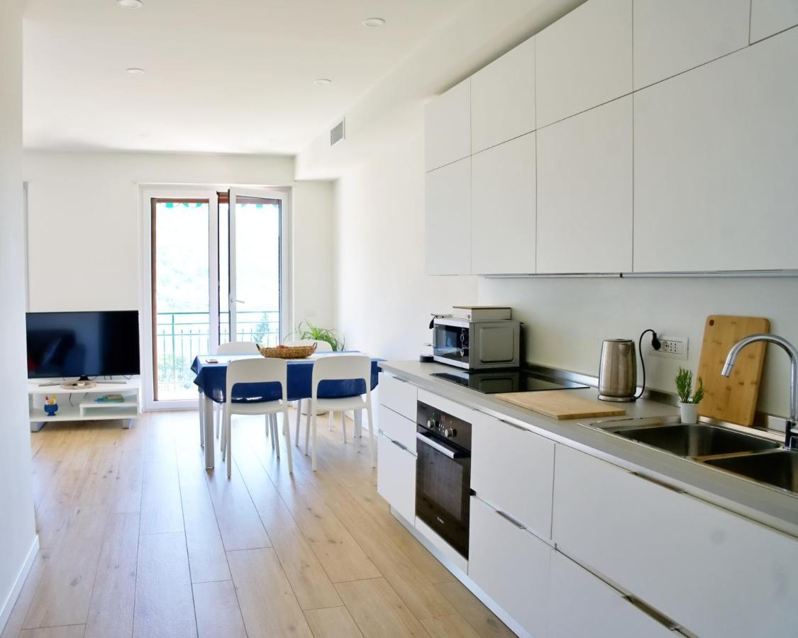 The Blue - Lake / City View Modern Apt Near Villa Olmo Como Bagian luar foto